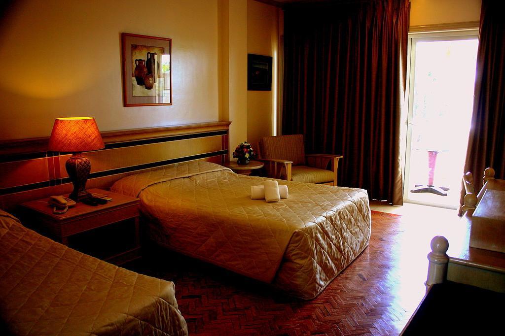 Club Morocco Resort And Country Club Субик Номер фото
