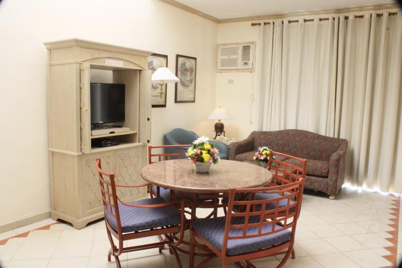 Club Morocco Resort And Country Club Субик Экстерьер фото